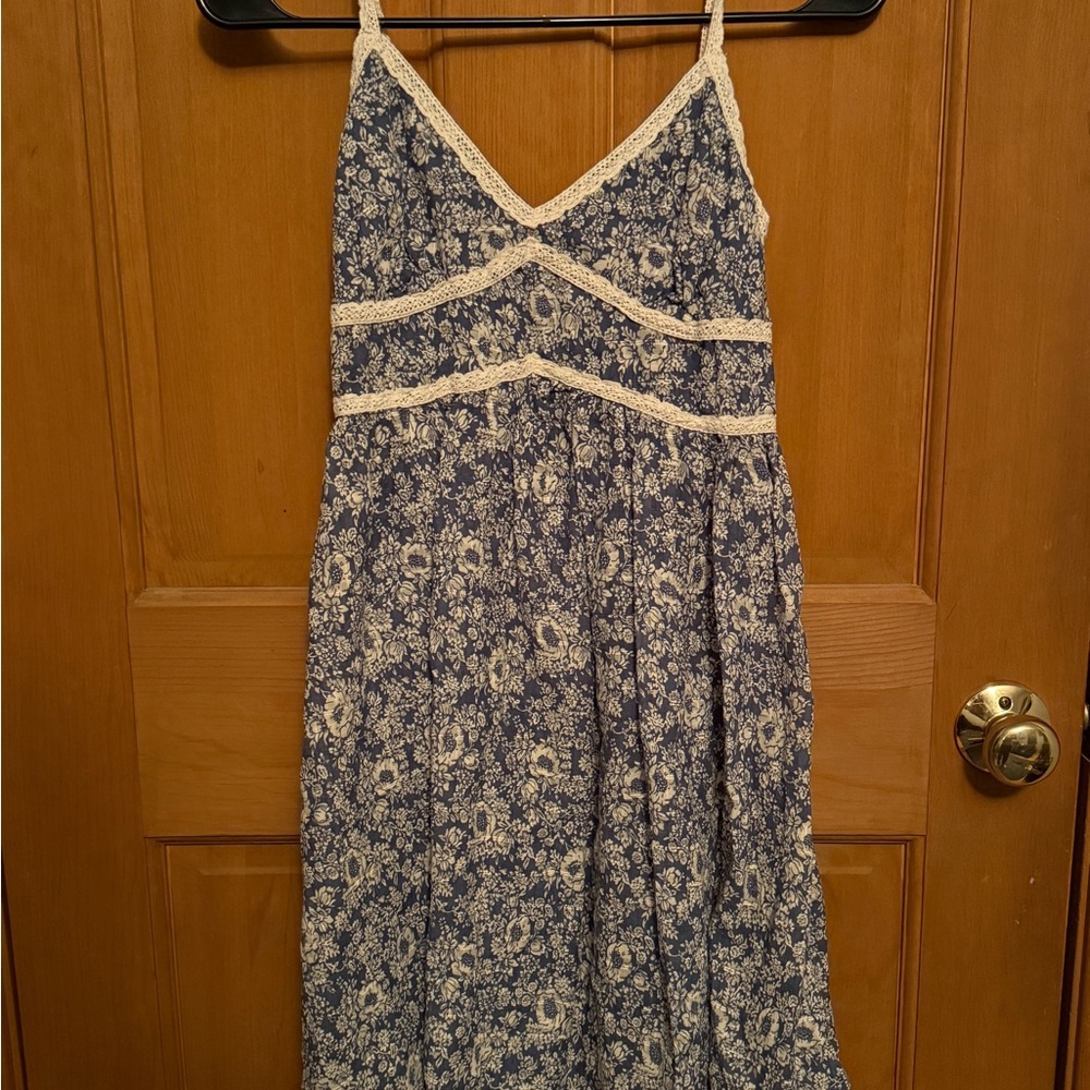 Primark Blue and White Floral Dress